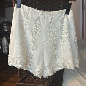 Ivory lace high waisted patbo shorts